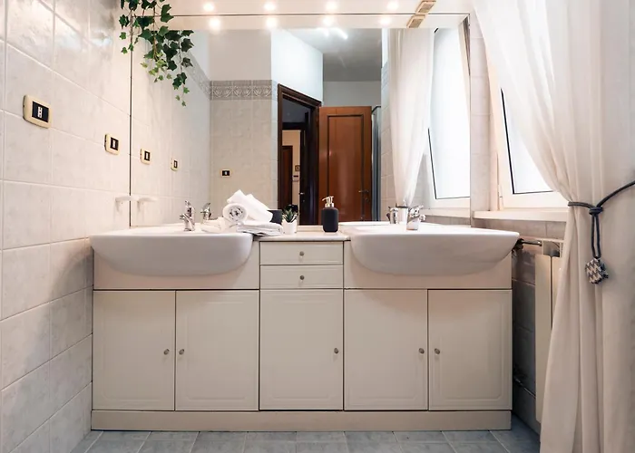 Apartment A/c - Pool - Parking Metro B Rome