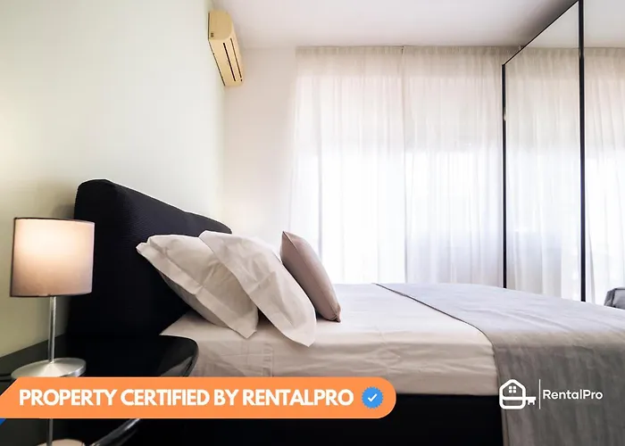 A/c - Pool - Parking Metro B Apartment *