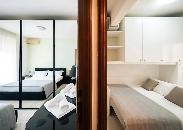 Apartment A/c - Pool - Parking Metro B Rome