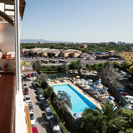 A/c - Pool - Parking Metro B روما